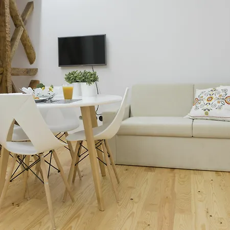 帕蒂奥绍达迪公寓 *